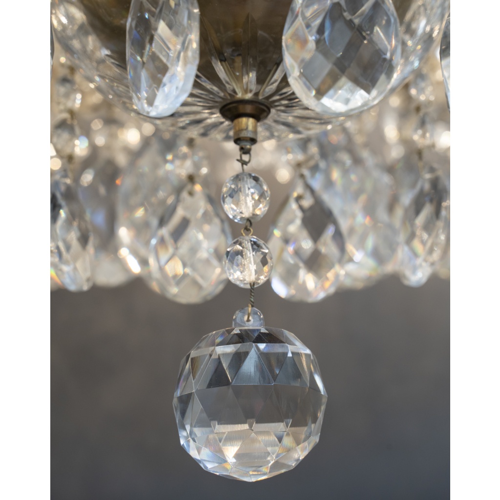 Grand lustre en cristal.. 7