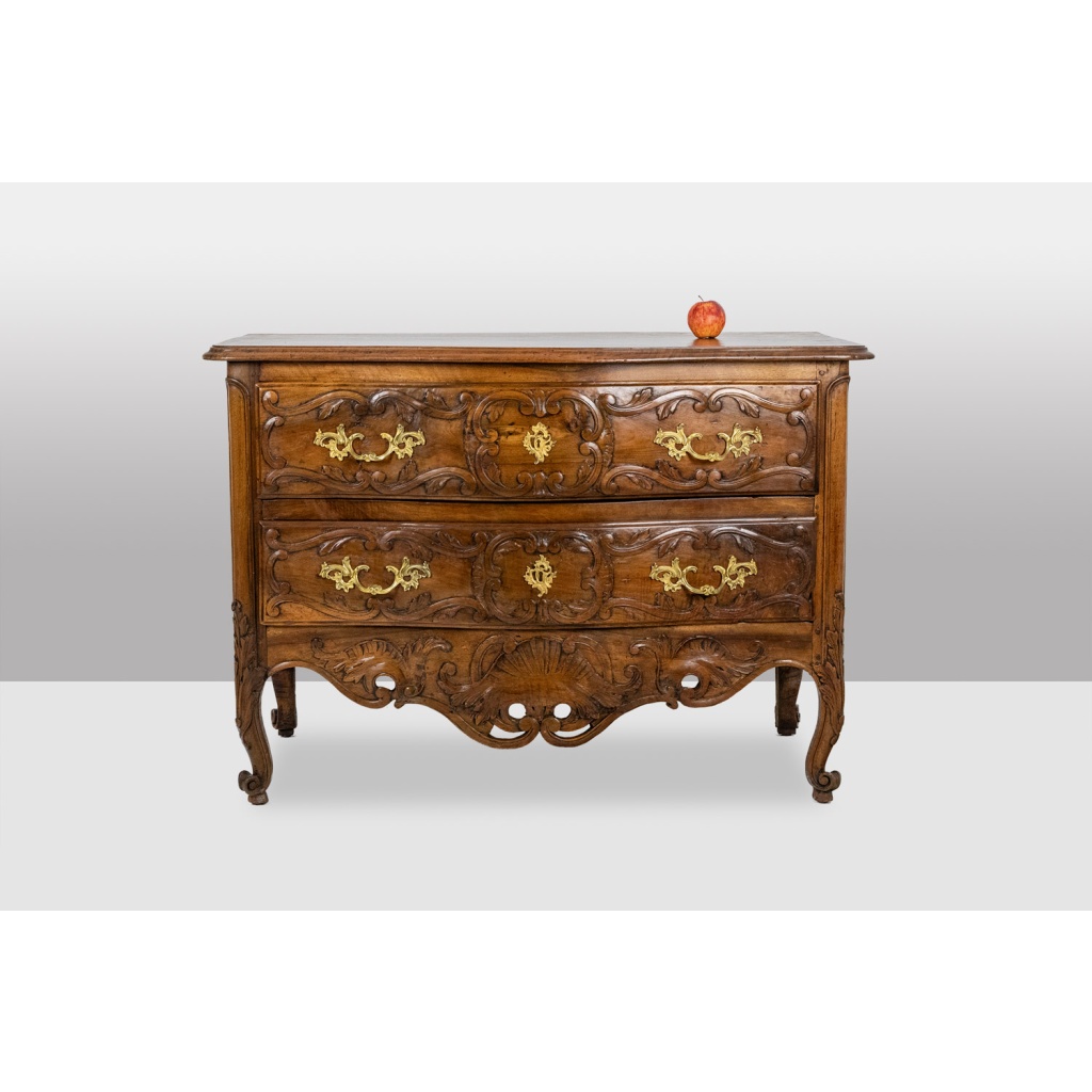 Commode galbée, dite nîmoise, en noyer, à 2 tiroirs. XVIIIe siècle. LS5422 4