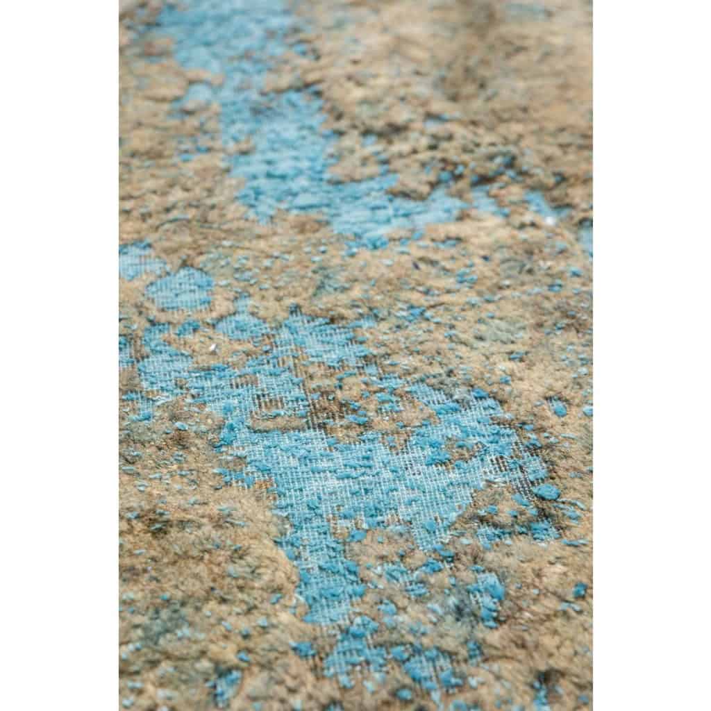 Tapis de sol rectangulaire en laine à fond bleu clair. Contemporain. LS6613 4