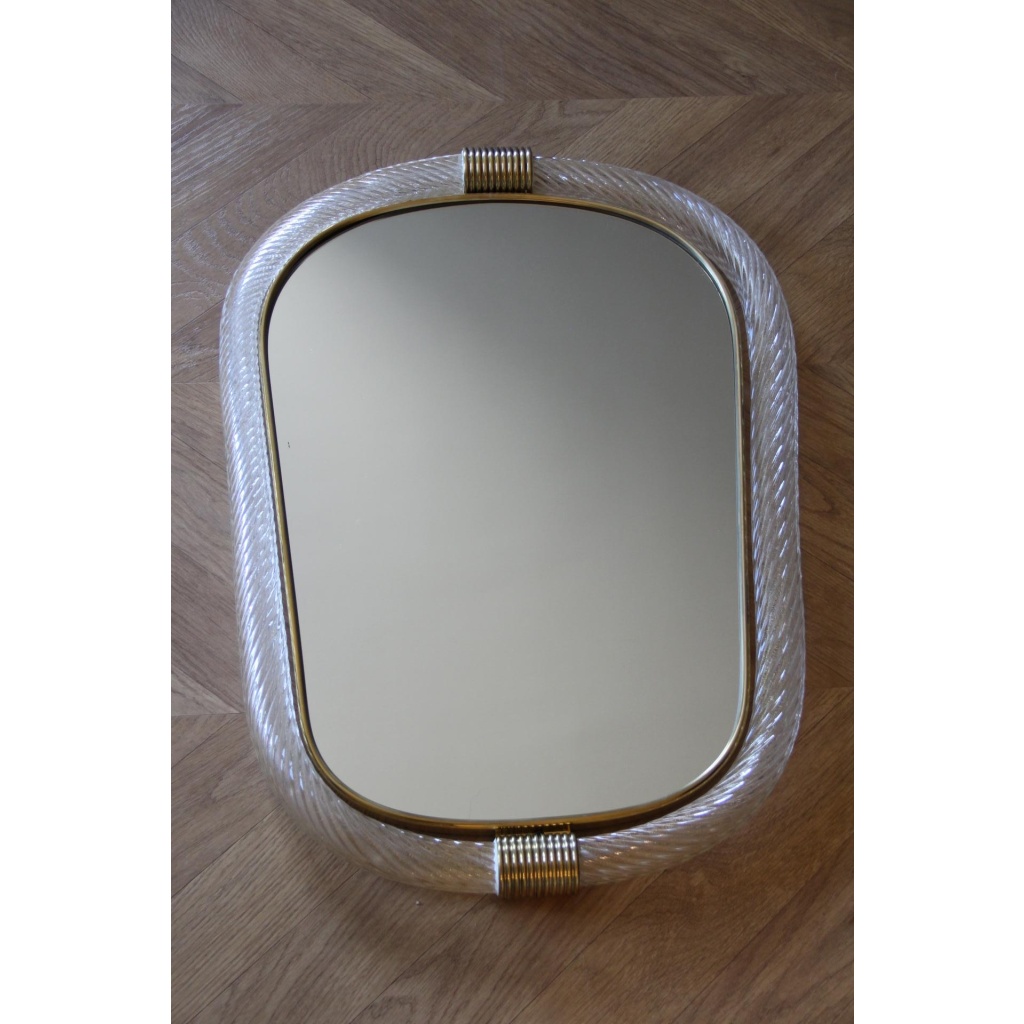Miroir en verre de Murano blanc torsadé dans le style de Barovier 18