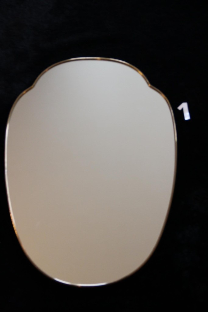 Paire de miroirs des années 50 en laiton doré 18