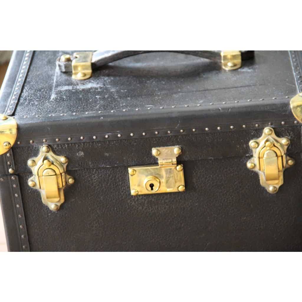Vanity case ancien en cuir noir 5
