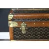 Malle Goyard 100 cm des années 1920’s en toile a chevrons 24