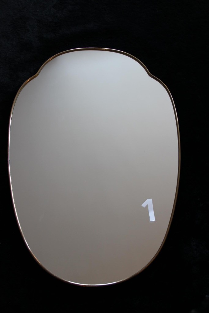 Paire de miroirs des années 50 en laiton doré 5
