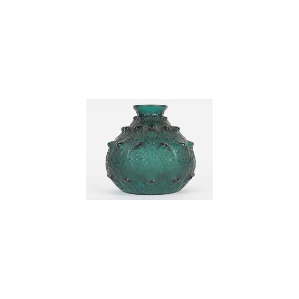 René Lalique 1912Vase Fougères teinté vert 7