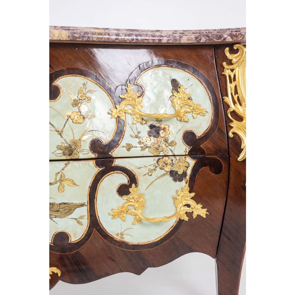 Commode sauteuse de style Louis XV, ouvrant à 2 tiroirs, à décor de fleurs LS34031901 8
