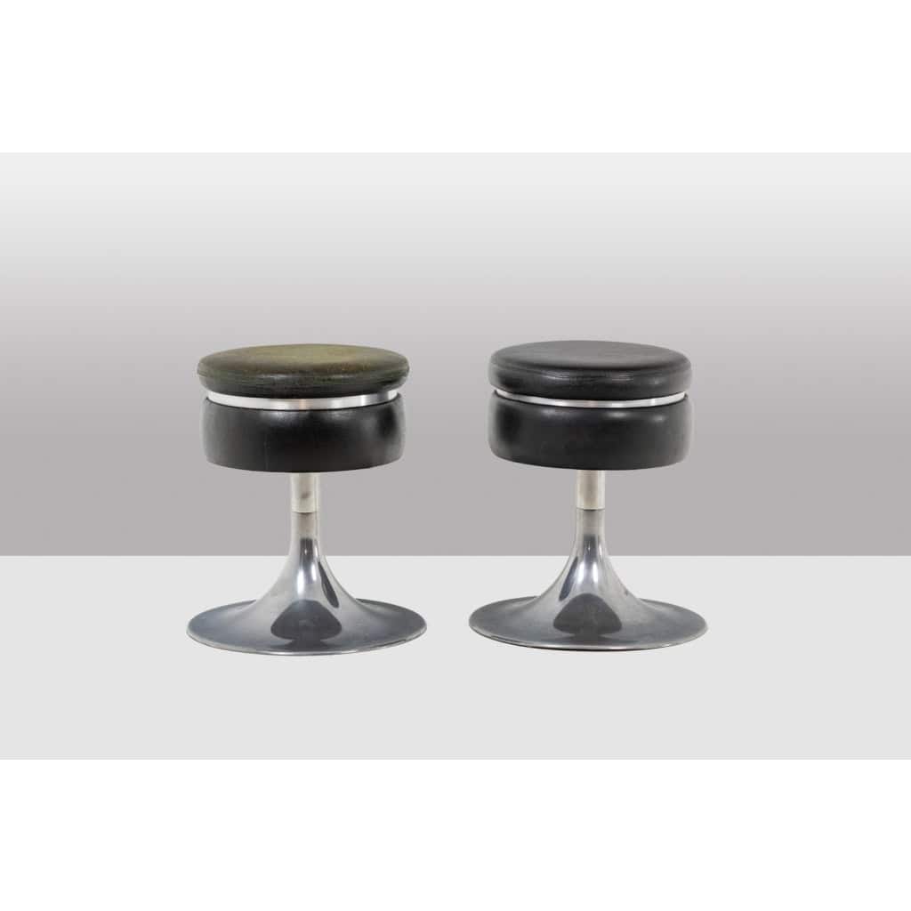 Black cylindrical low stool, steel base. 1970s LS6567 10