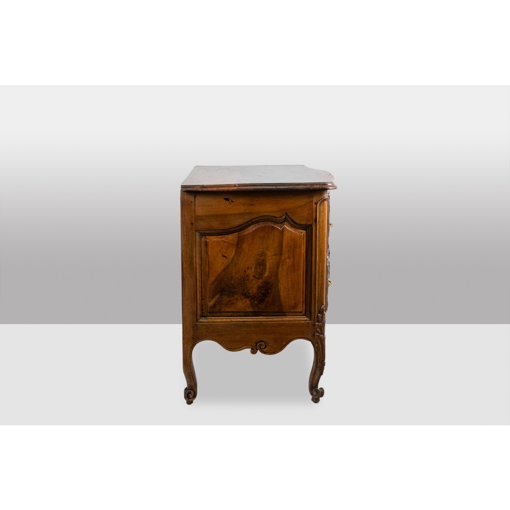 Commode galbée, dite nîmoise, en noyer, à 2 tiroirs. XVIIIe siècle. LS5422 12