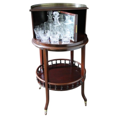 Meuble bar d’appartement, bar d’interieur pivotant 3 Meuble bar d’appartement, bar d’interieur pivotant 3