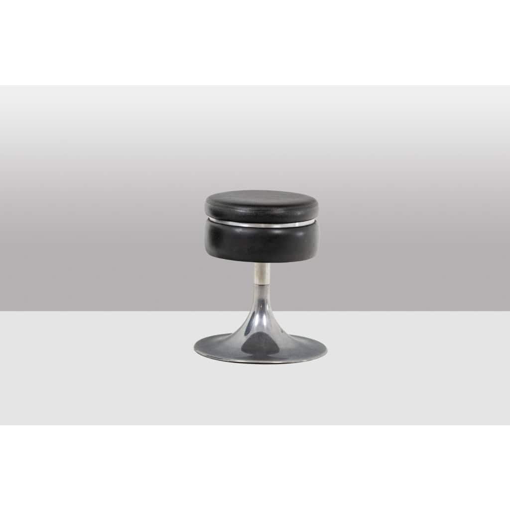 Black cylindrical low stool, steel base. 1970s LS6567 3