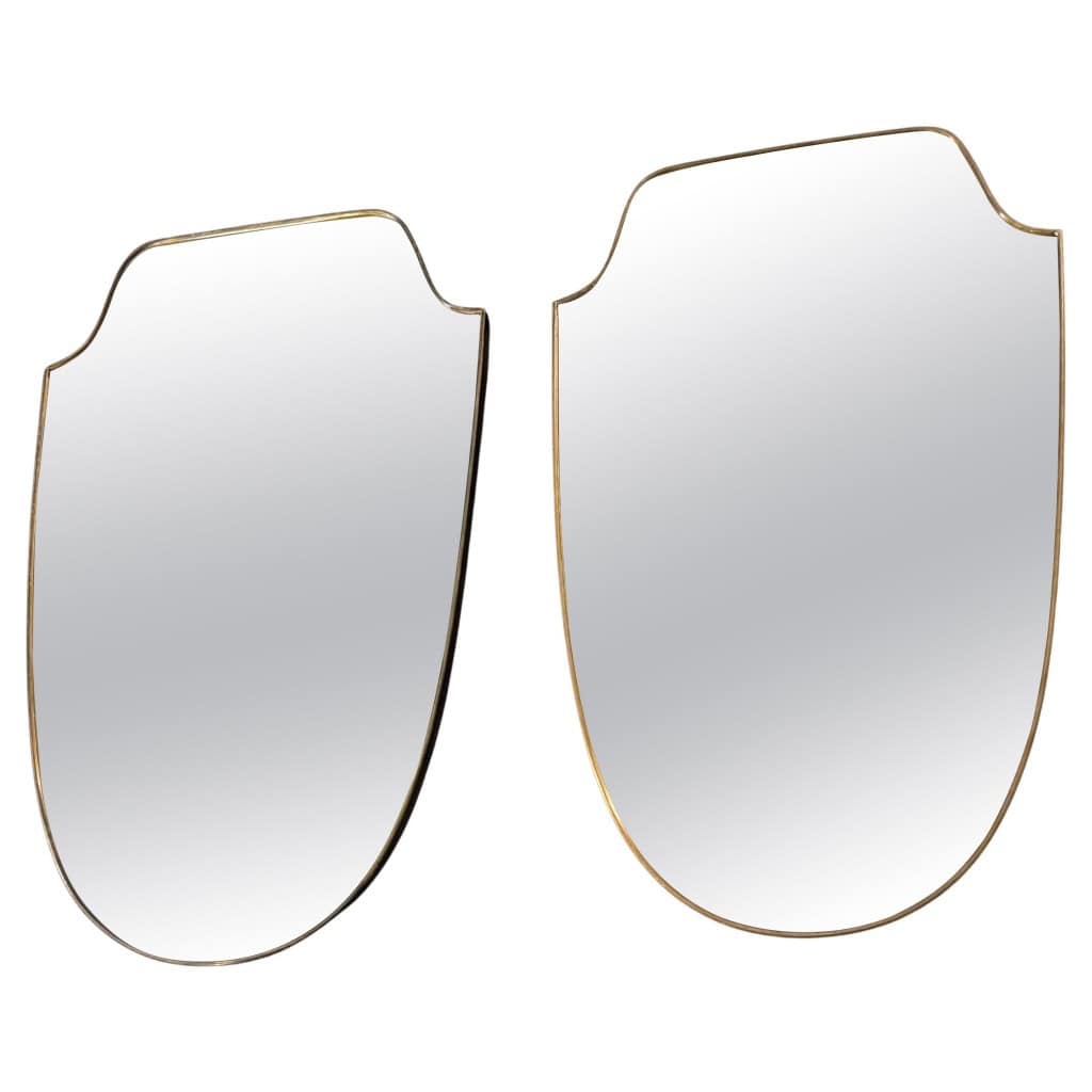 Paire de miroirs des années 50 en laiton doré 3