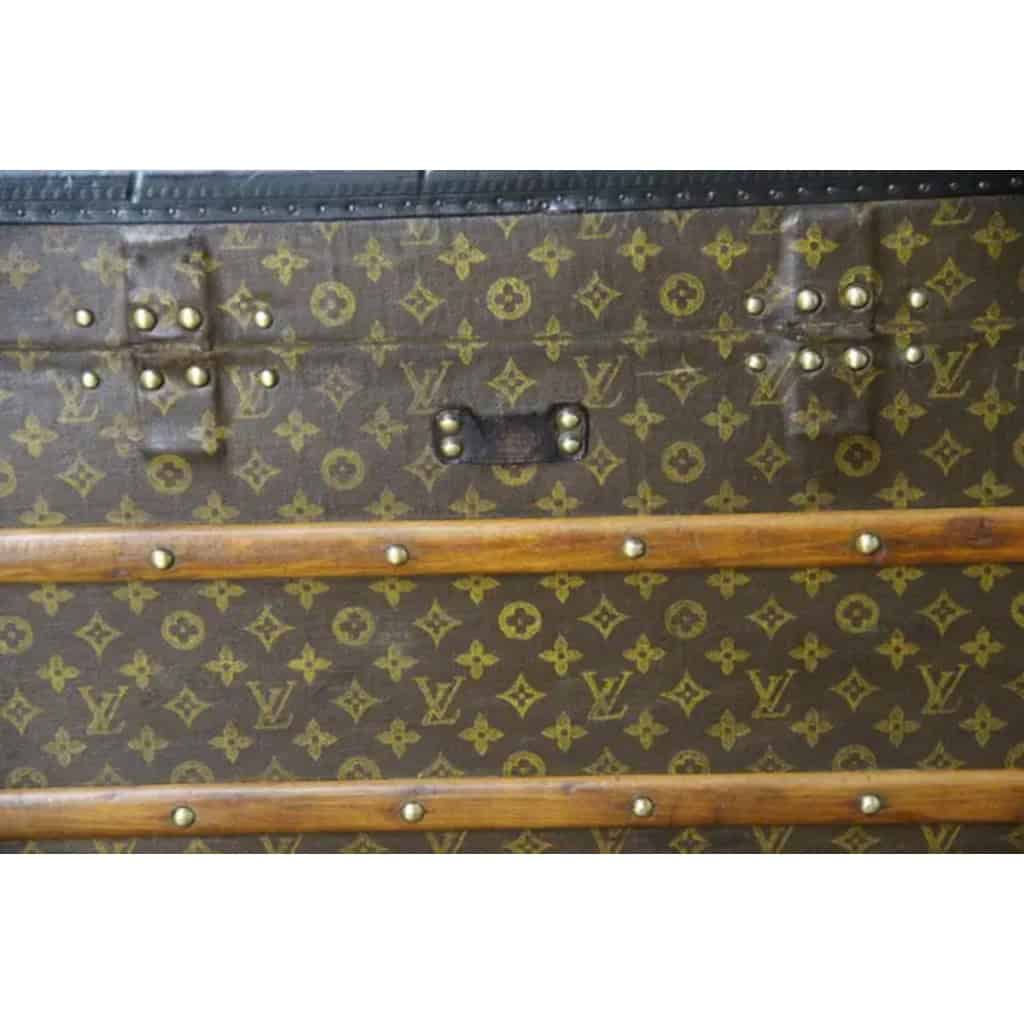 Malle Louis Vuitton ancienne courrier en toile monogram 110 cm 12 Malle Louis Vuitton ancienne courrier en toile monogram 110 cm 12