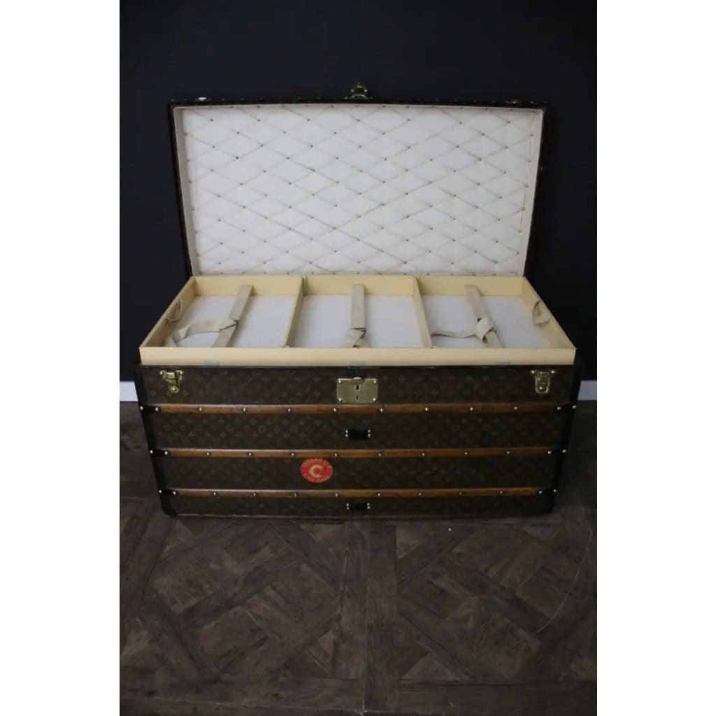 Malle Louis Vuitton ancienne courrier en toile monogram 110 cm 15 Malle Louis Vuitton ancienne courrier en toile monogram 110 cm 15