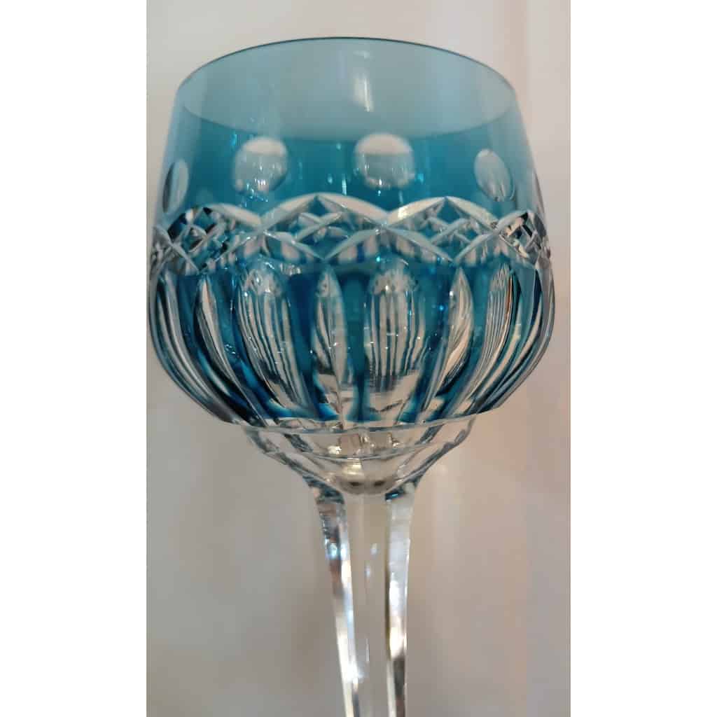 Un grand verre roemer saint louis signé bleu clair 5