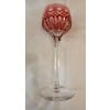 Un grand verre roemer de la cristallerie Saint Louis signé 6
