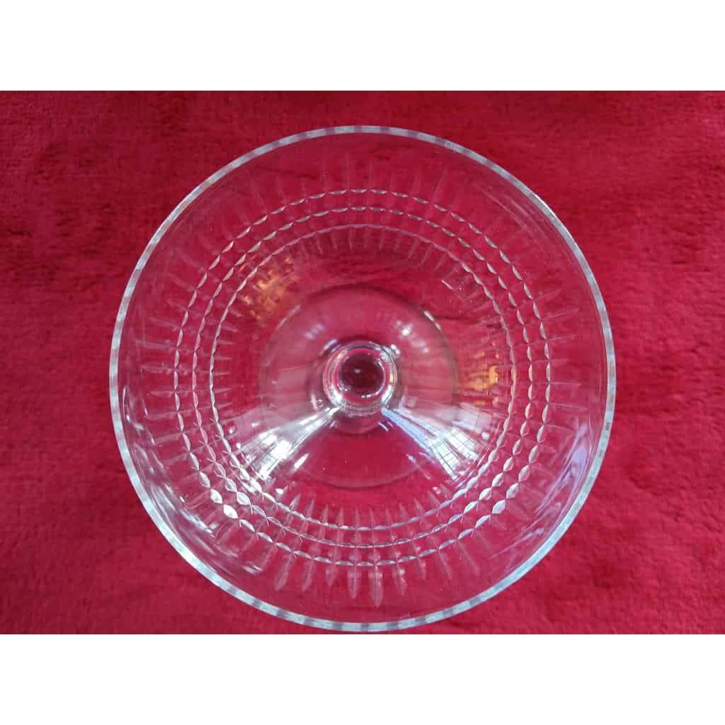 10 coupes à champagne Baccarat Modèle Nancy 6