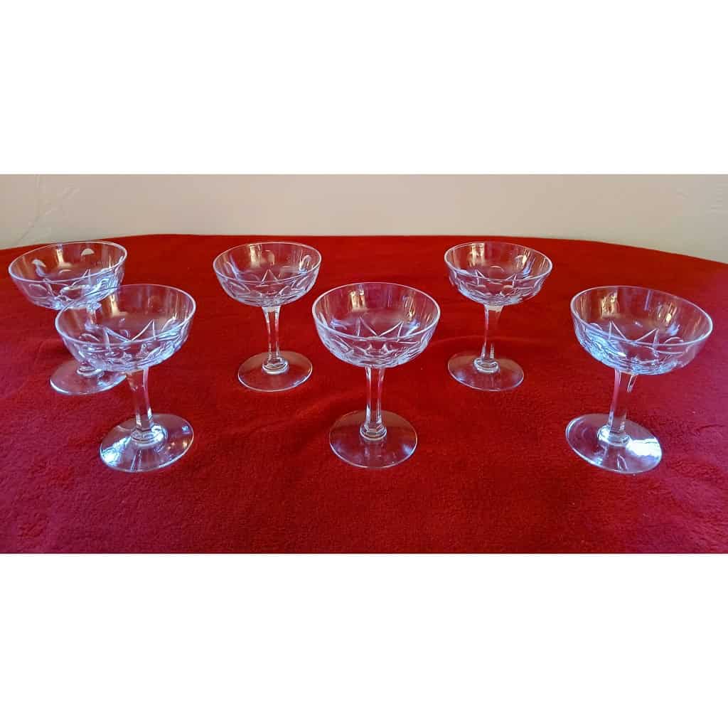 6 coupes à champagne en cristal Saint louis modèle VIC 3