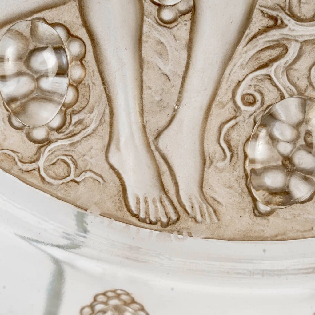 1943 René Lalique – Plat Côte d’Or Verre Blanc Patiné Sépia 9