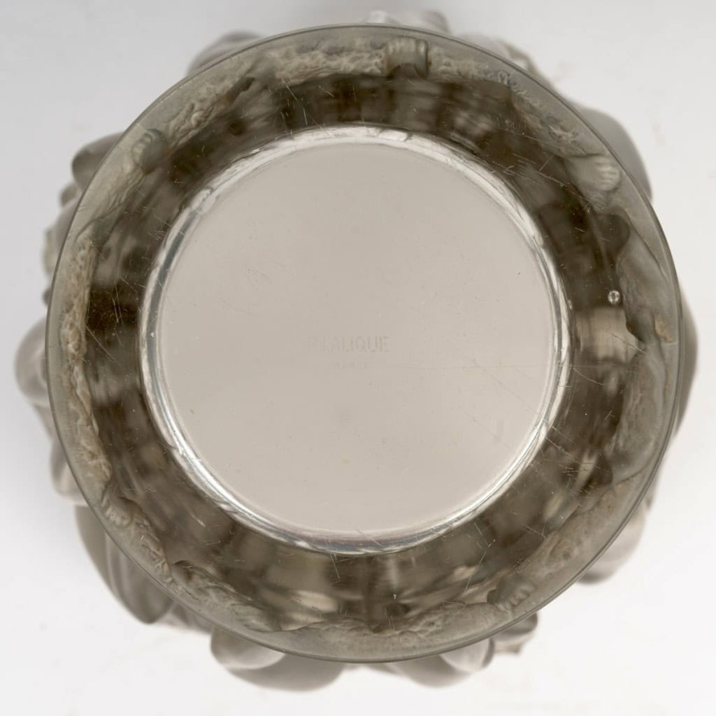 1927 René Lalique – Vase Bacchantes Verre Blanc Patiné Gris 10