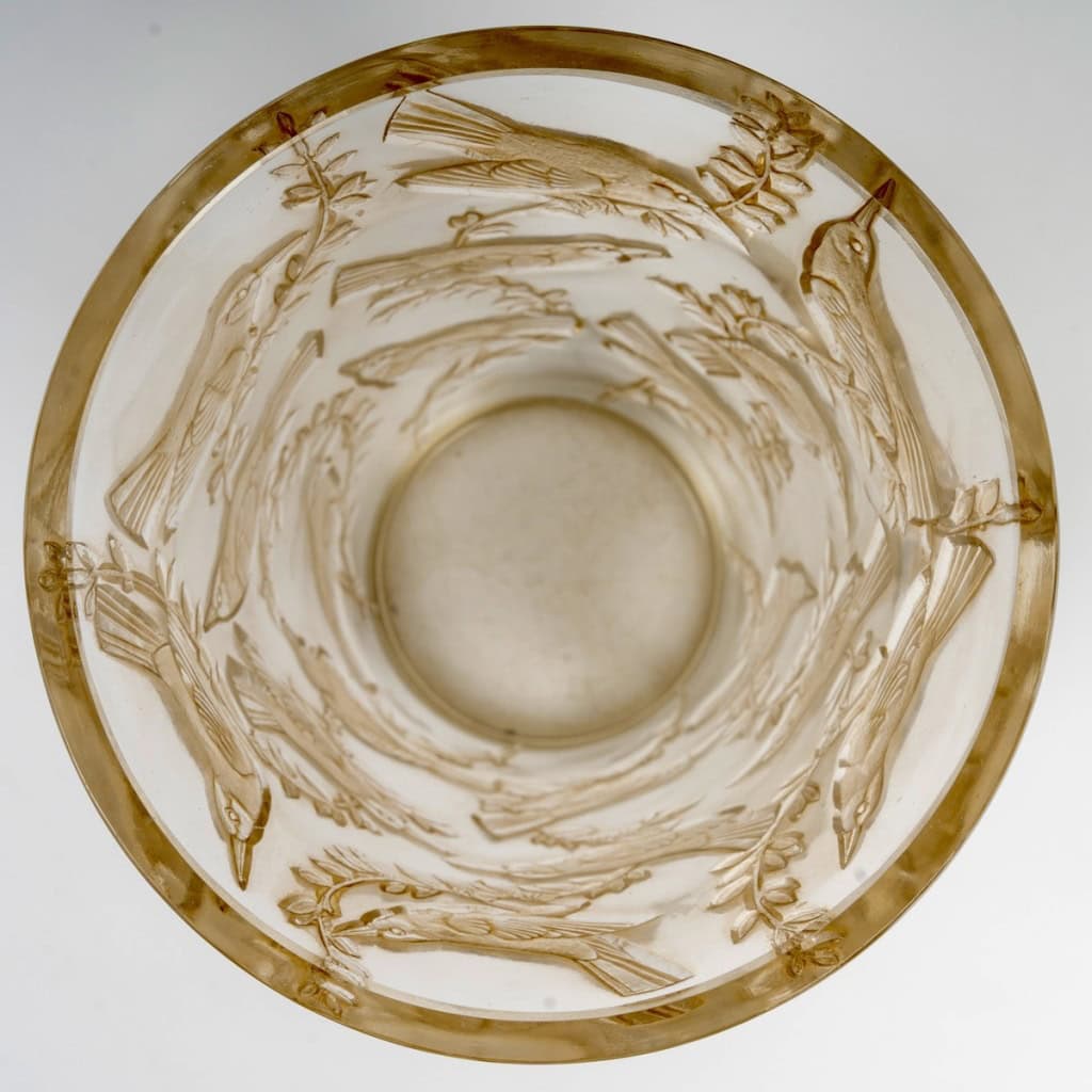 1938 René Lalique – Vase Grives Verre Blanc Patiné Sépia 5