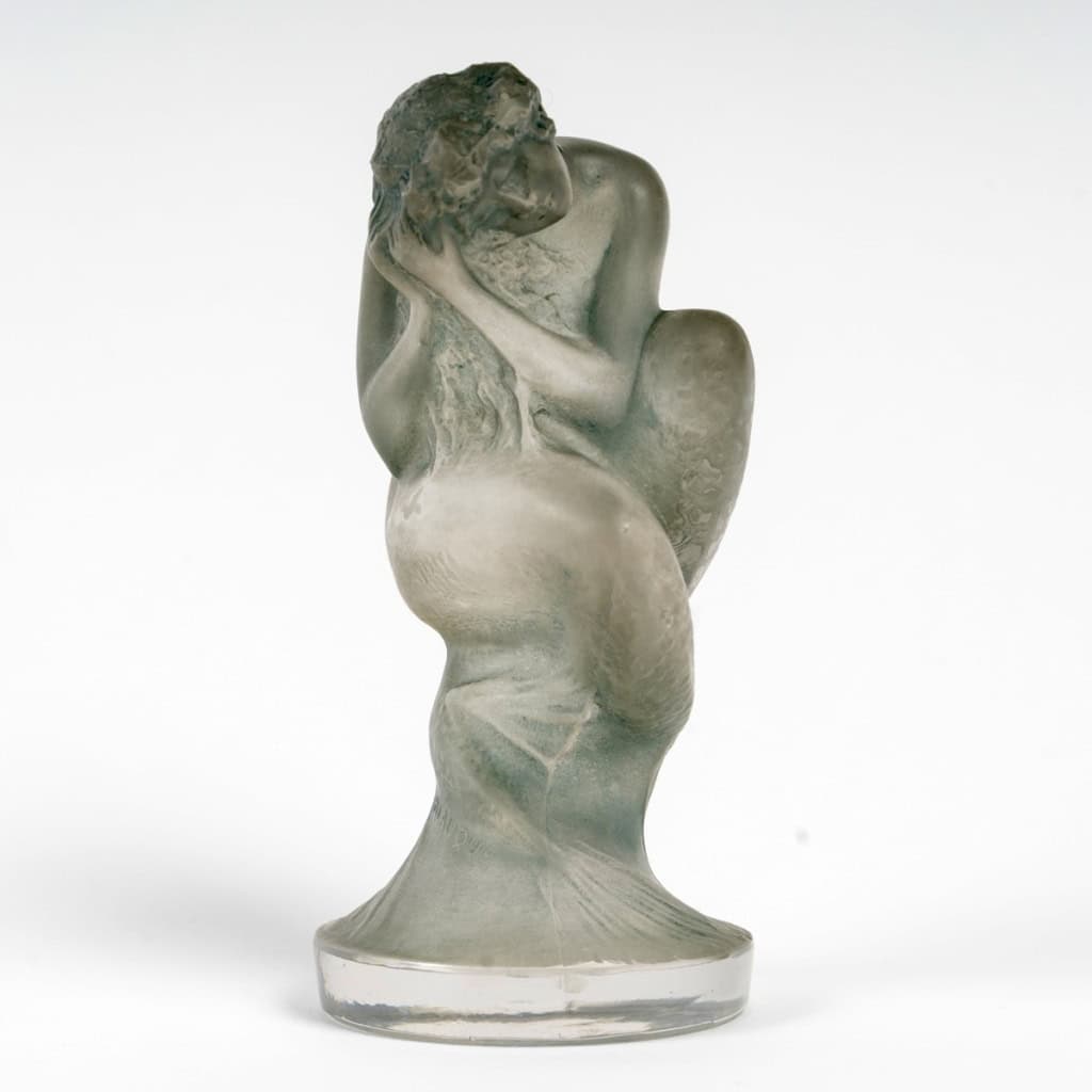 1920 René Lalique – Mascotte Automobile Statuette Sirène Verre Blanc Patiné Bleu Gris 4