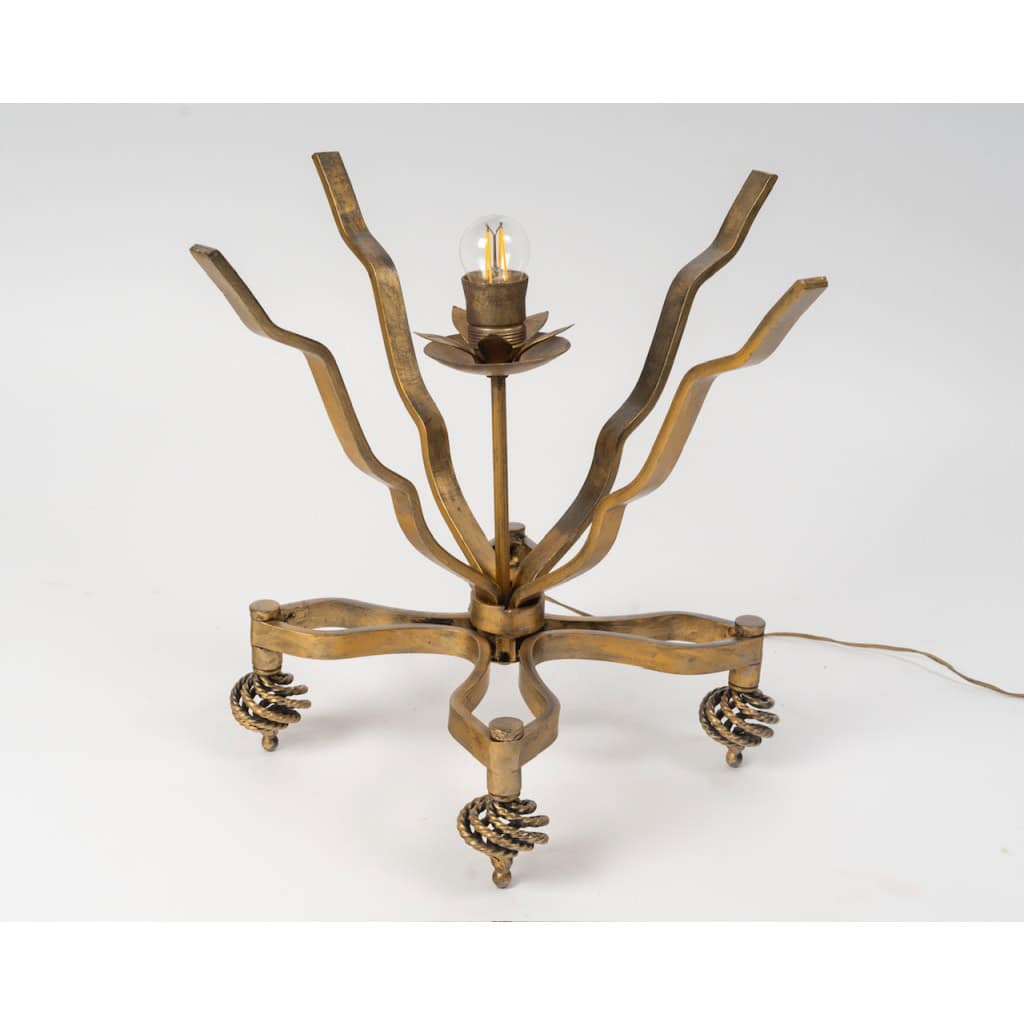 Table d’appoint d’Accolay en résine et métal doré 5