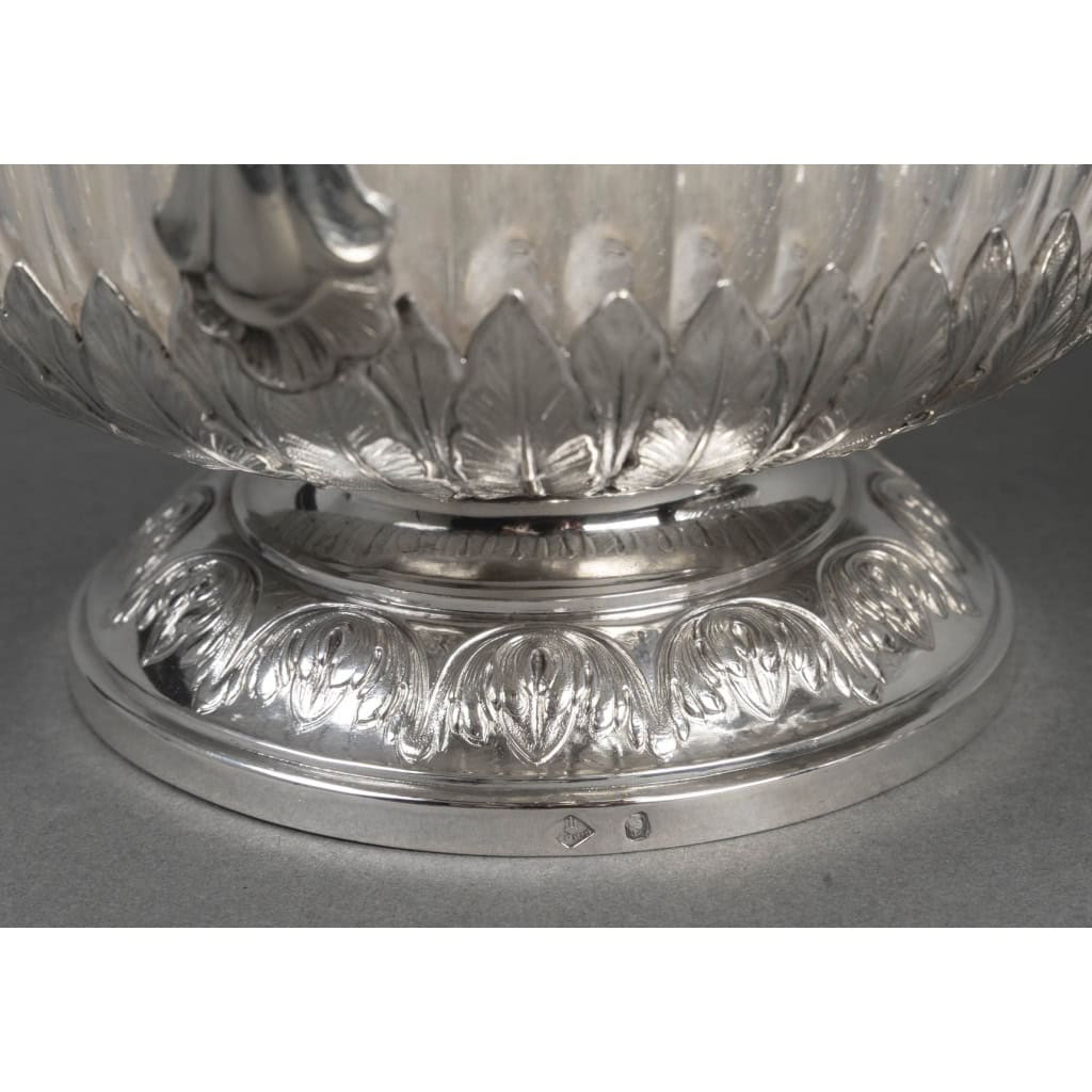 BOIN TABURET -Paire d’aiguières en argent et cristal Époque 1880–1900 20