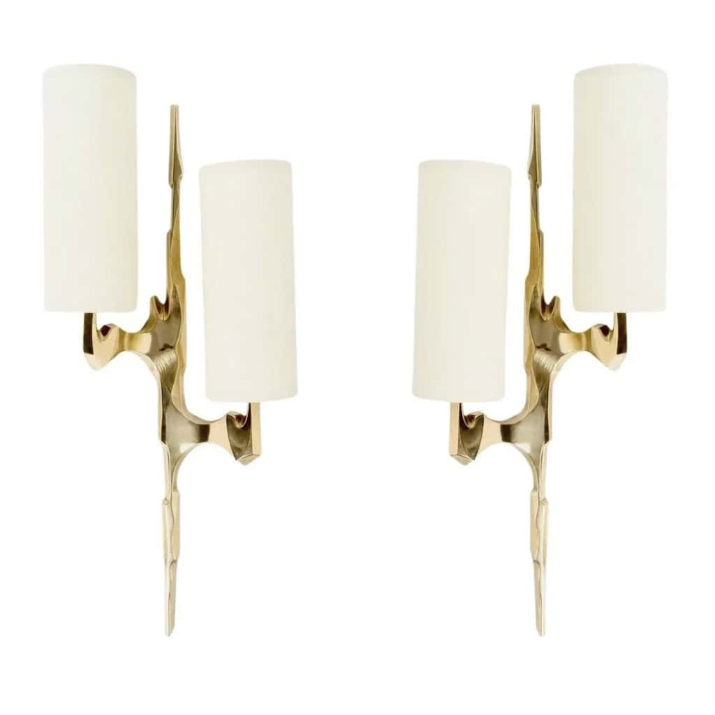 1950 Paire d’appliques en bronze et opaline de la Maison Arlus. 3