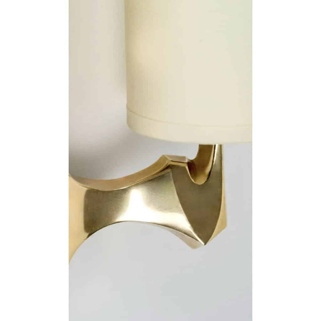 1950 Paire d’appliques en bronze et opaline de la Maison Arlus. 7