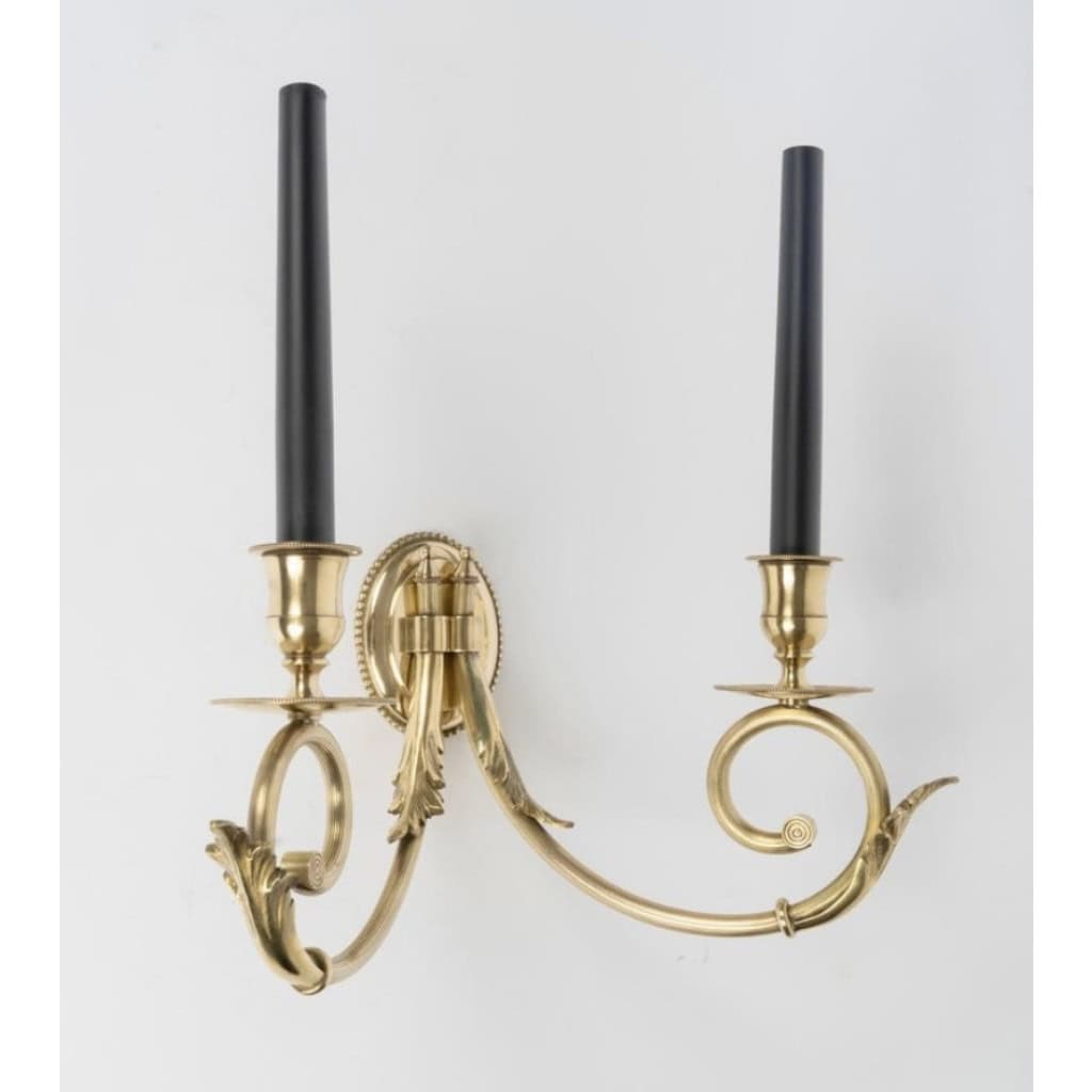 1950 Paire d’appliques murales en bronze par Lucien Gau 4