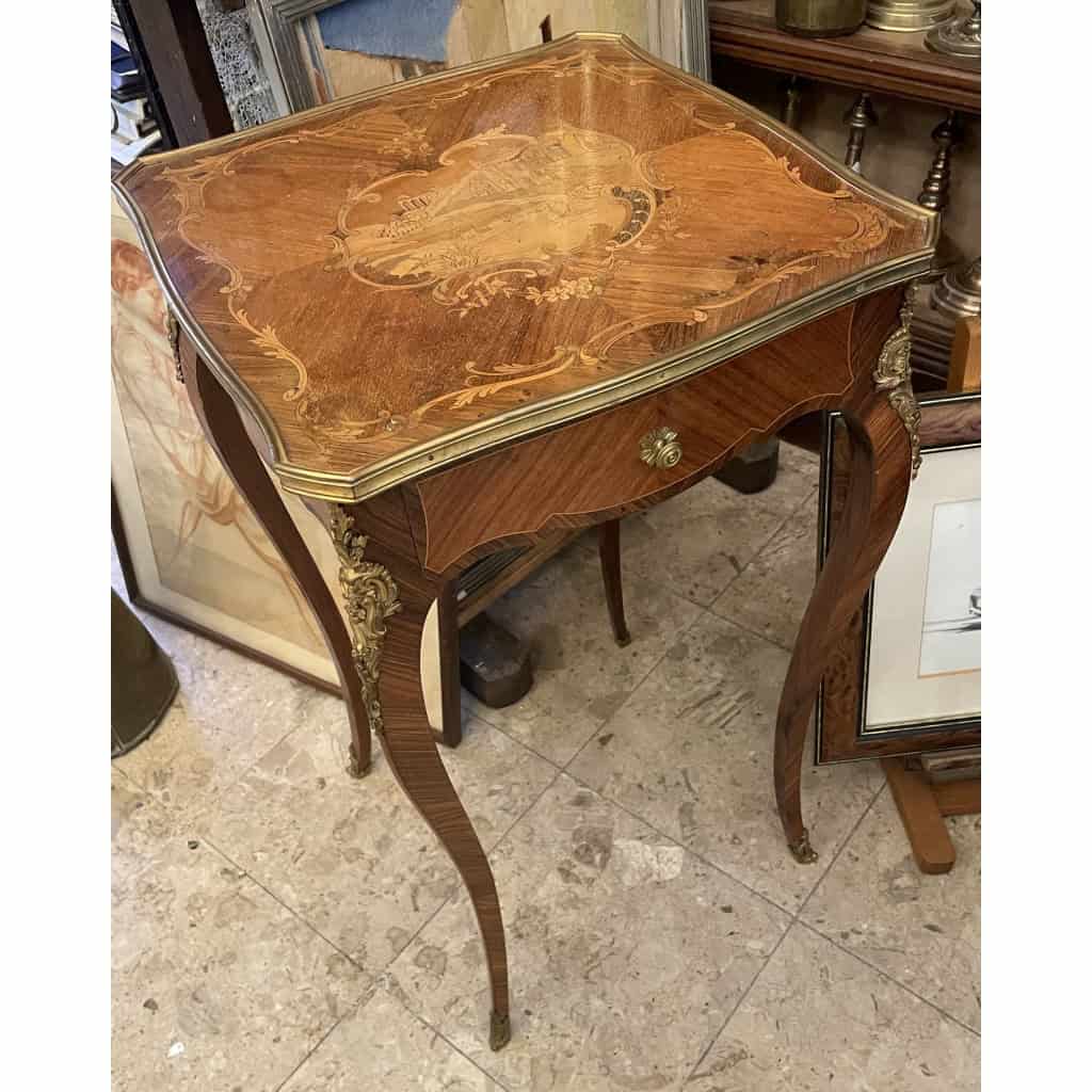 Petite table marqueterie 4