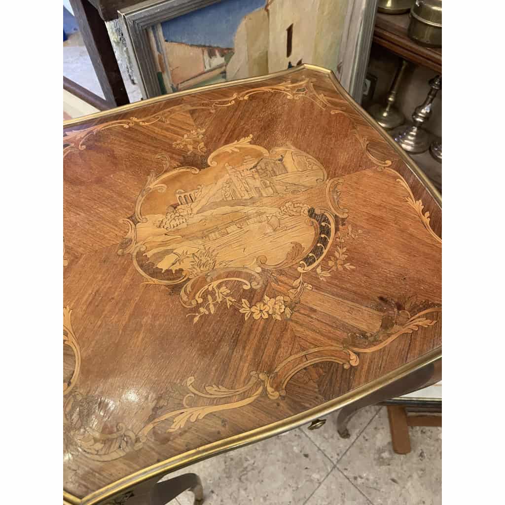 Petite table marqueterie 3