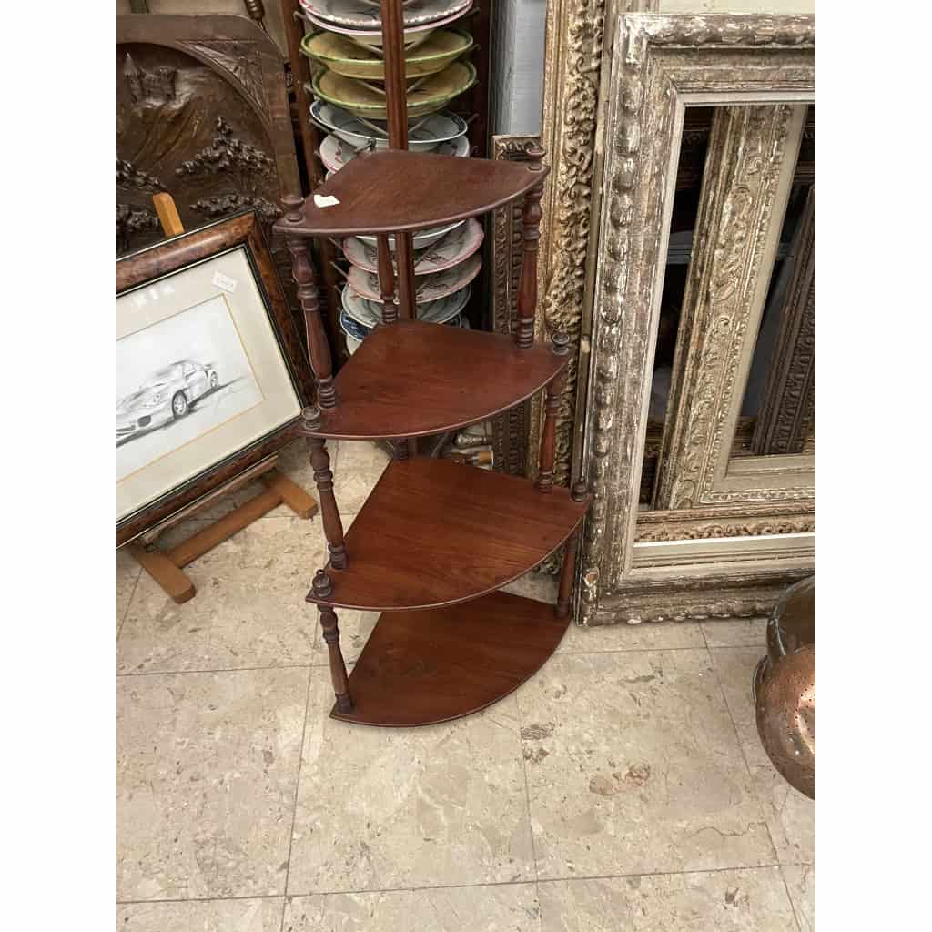 Etagère d’angle 3