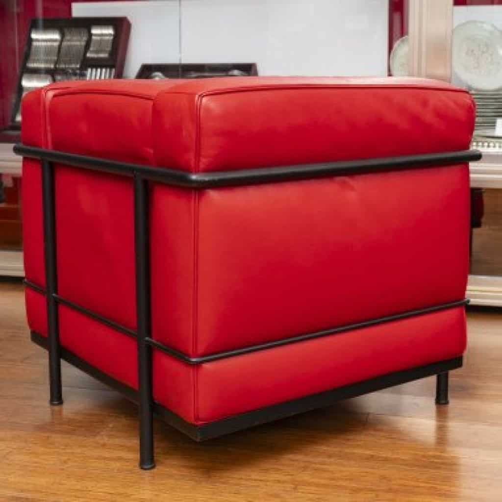 LC2, fauteuil — Le Corbusier, Pierre Jeanneret & Charlotte Perriand, création 1928, édition Cassina 6