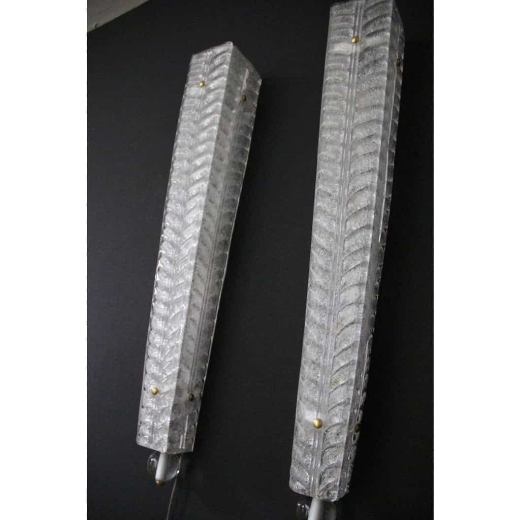 Paire d’appliques blanches longues en verre de Murano travaillé 7