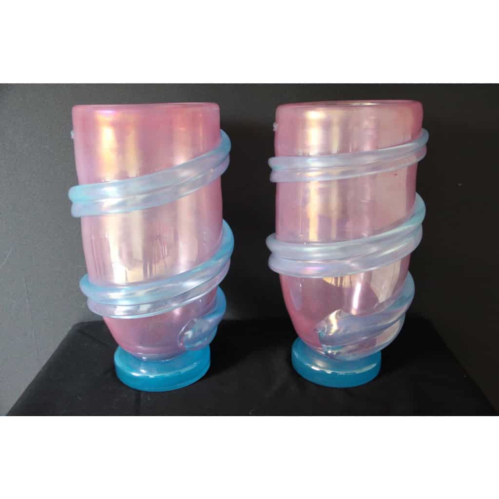 Paire de grands vases rose et turquoises irisés en verre de Murano 8