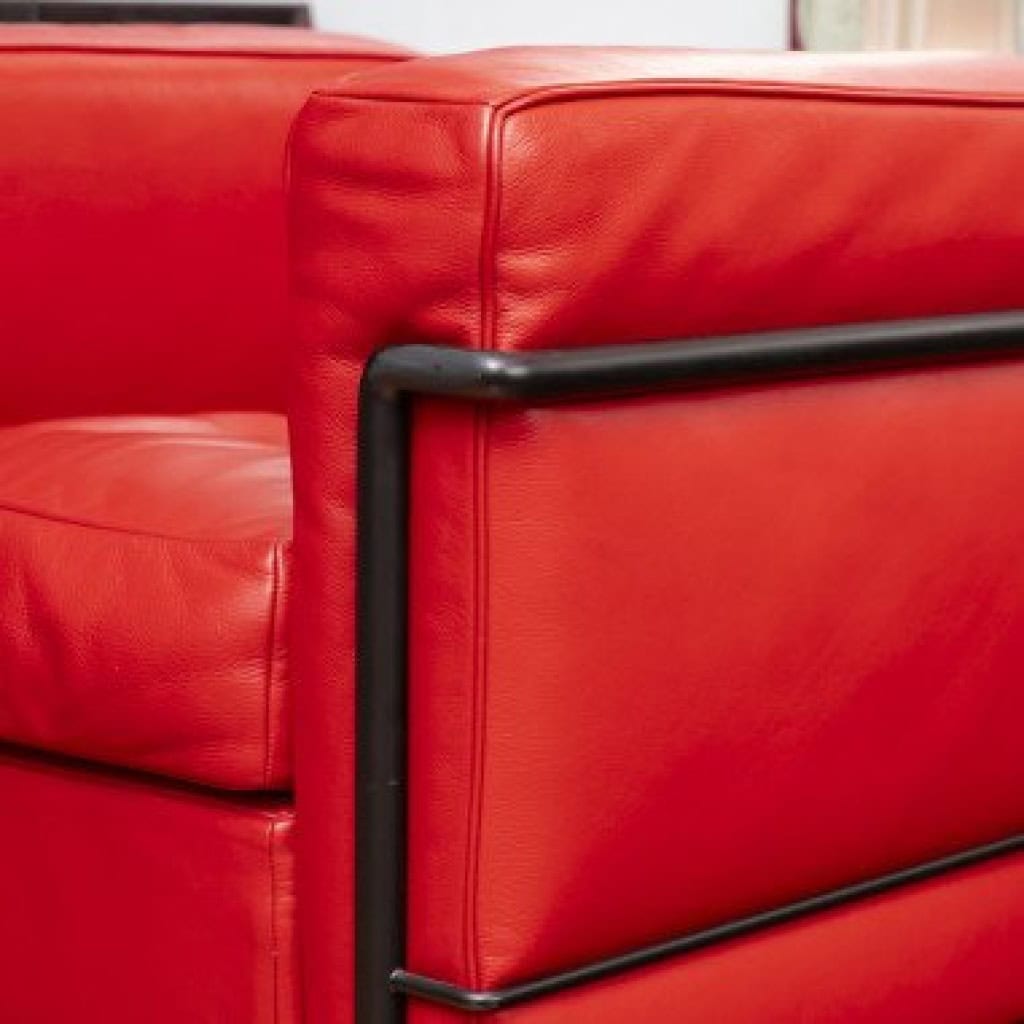 LC2, fauteuil — Le Corbusier, Pierre Jeanneret & Charlotte Perriand, création 1928, édition Cassina 10