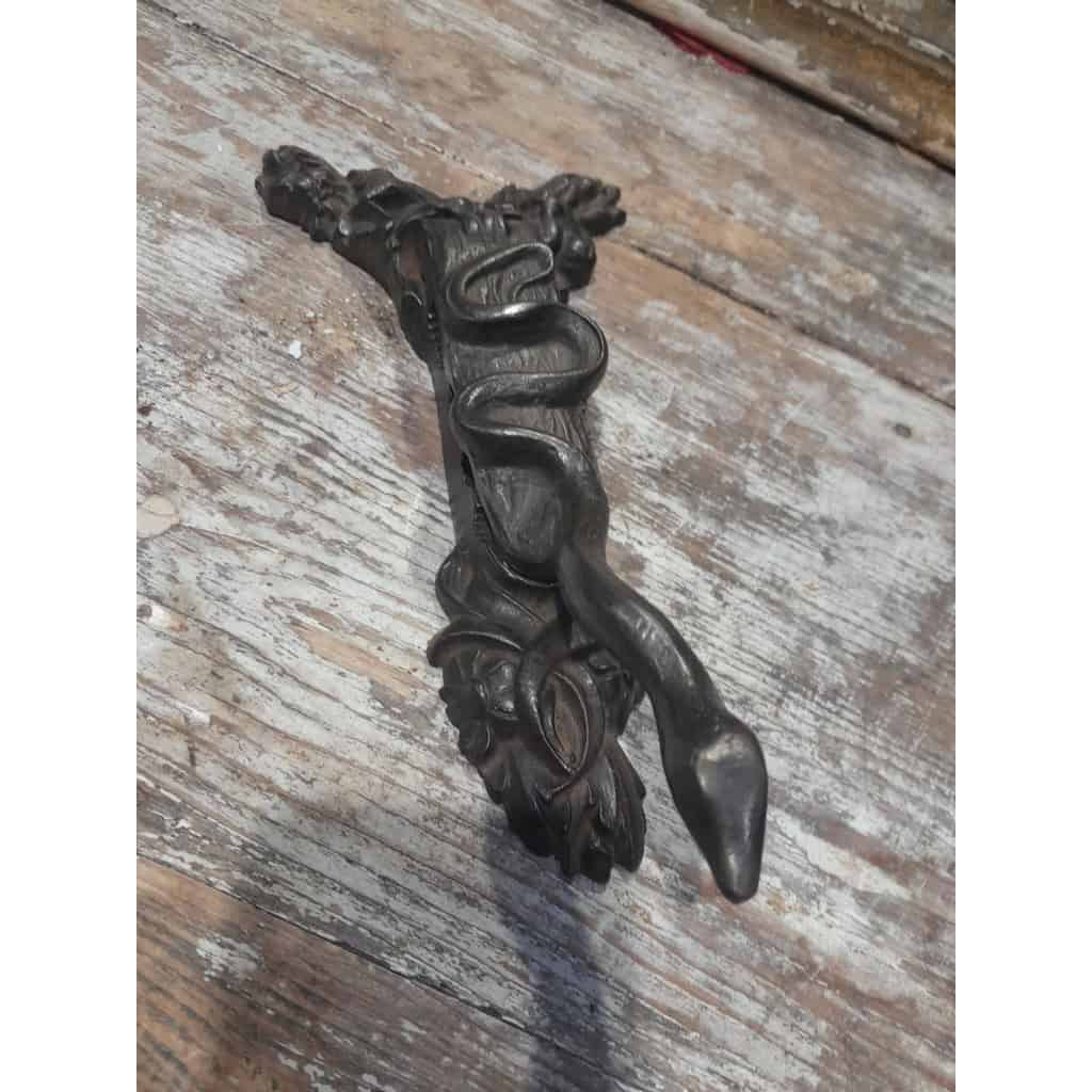 Mâche-bouchon de pharmacie, XVIIIème, fonte de fer 4