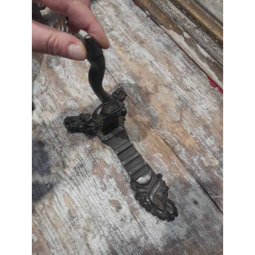 Mâche-bouchon de pharmacie, XVIIIème, fonte de fer 6