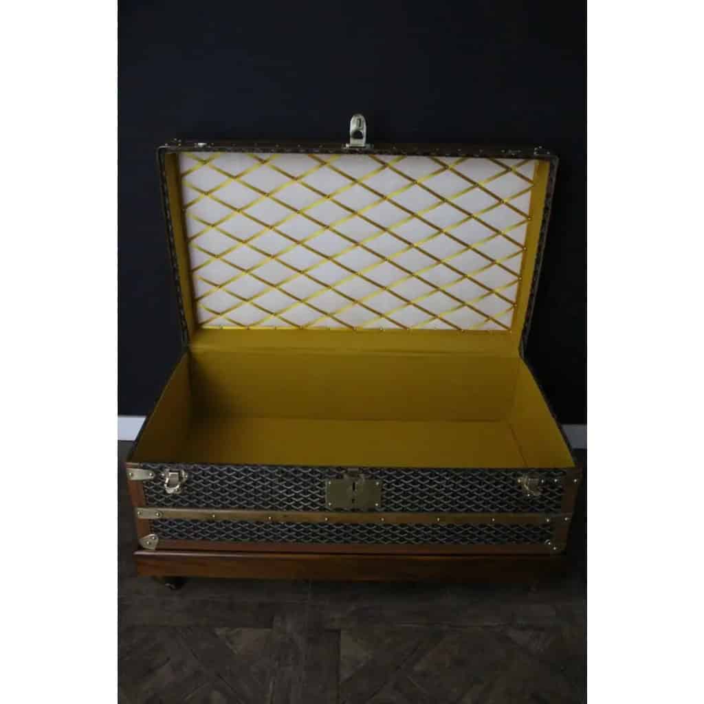 Malle Goyard en toile a chevrons ancienne des années 1920’s, 90 cm 14 Malle Goyard en toile a chevrons ancienne des années 1920’s, 90 cm 14