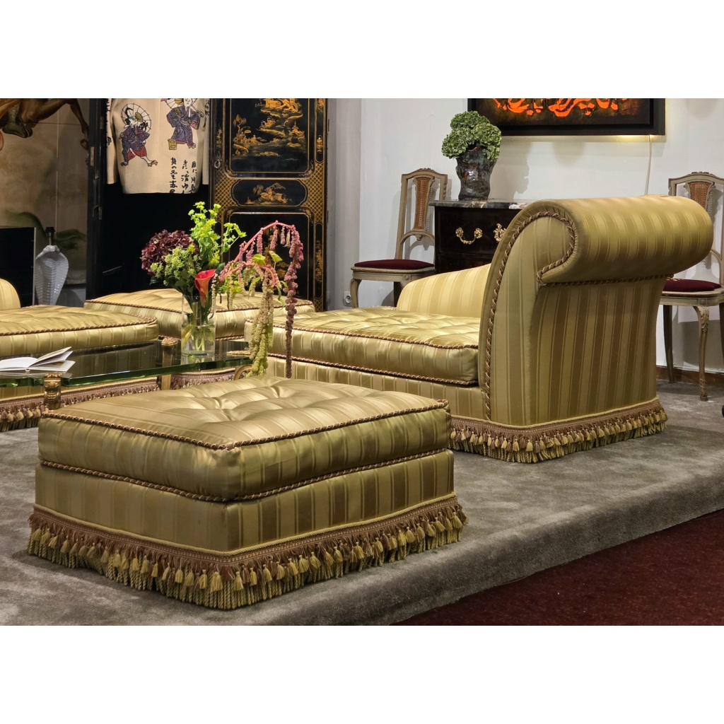 Paire de Méridiennes et Reposes Pied style Napoléon III, France,, 20ème 4