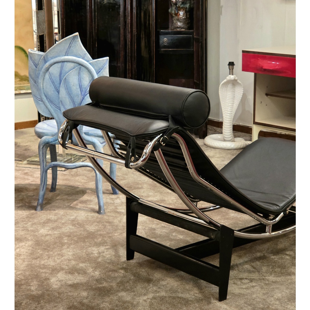 Chaise Longue LC4, Charlotte Perriand et Le Corbusier, Cassina numérotée 230, 1965 4