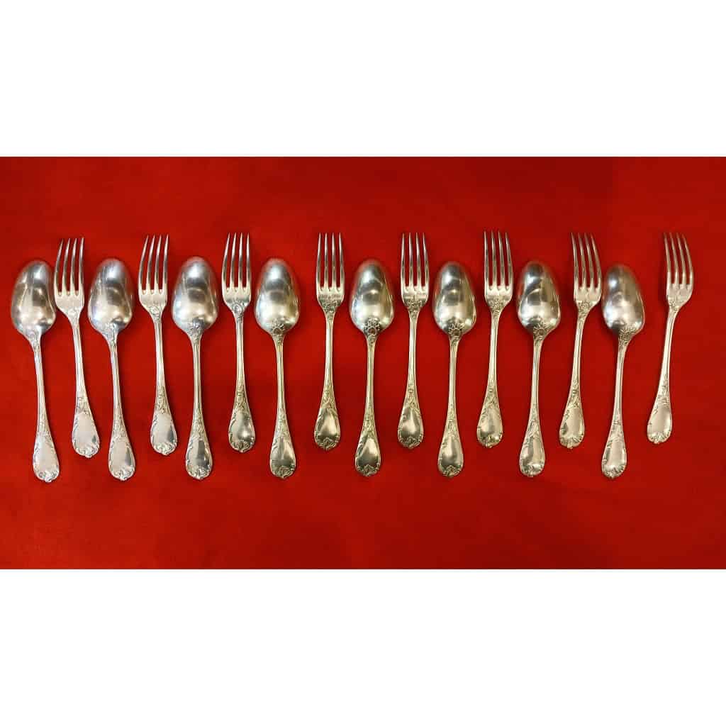 8 grandes cuillères 8 grandes fourchettes Christofle modèle Marly 3