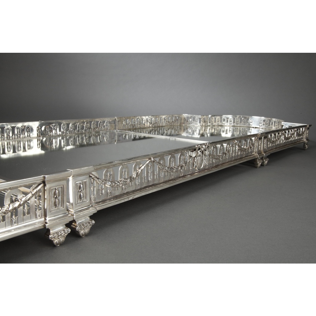 Orfèvre QUEILLE – Surtout de table à galerie, 3 parties argent massif XIXe 12