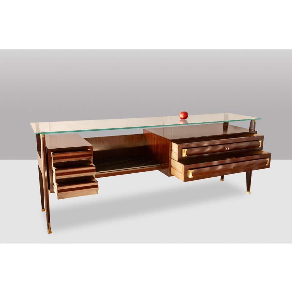 Commode, ou enfilade, en palissandre. Travail italien années 1960. LS66231544M 4 Commode, ou enfilade, en palissandre. Travail italien années 1960. LS66231544M 4