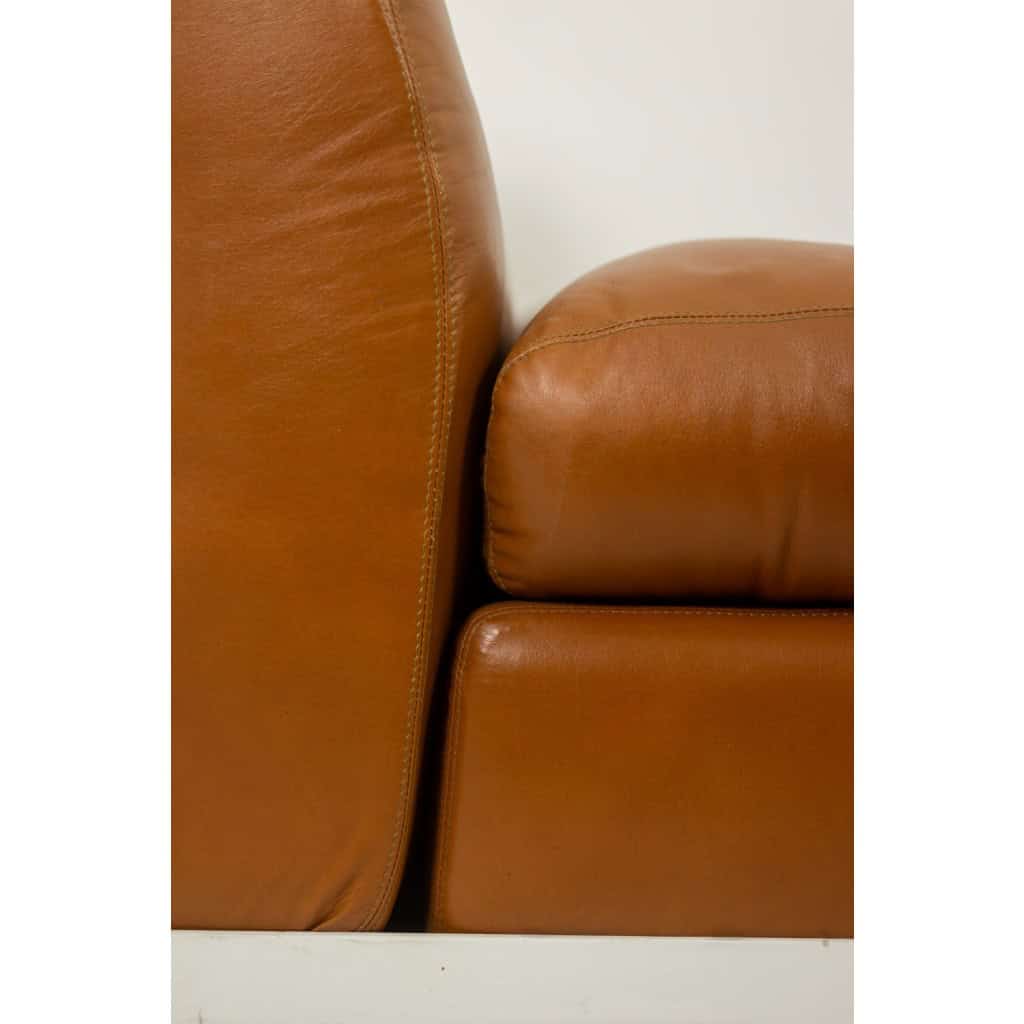 Mario Bellini, pour B&B Fauteuil chauffeuse Amanta en cuir. Vers 1970. LS6322433 11