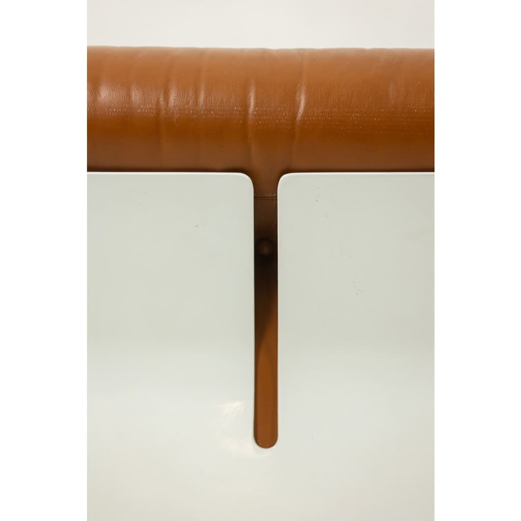 Mario Bellini, pour B&B Fauteuil chauffeuse Amanta en cuir. Vers 1970. LS6322433 12
