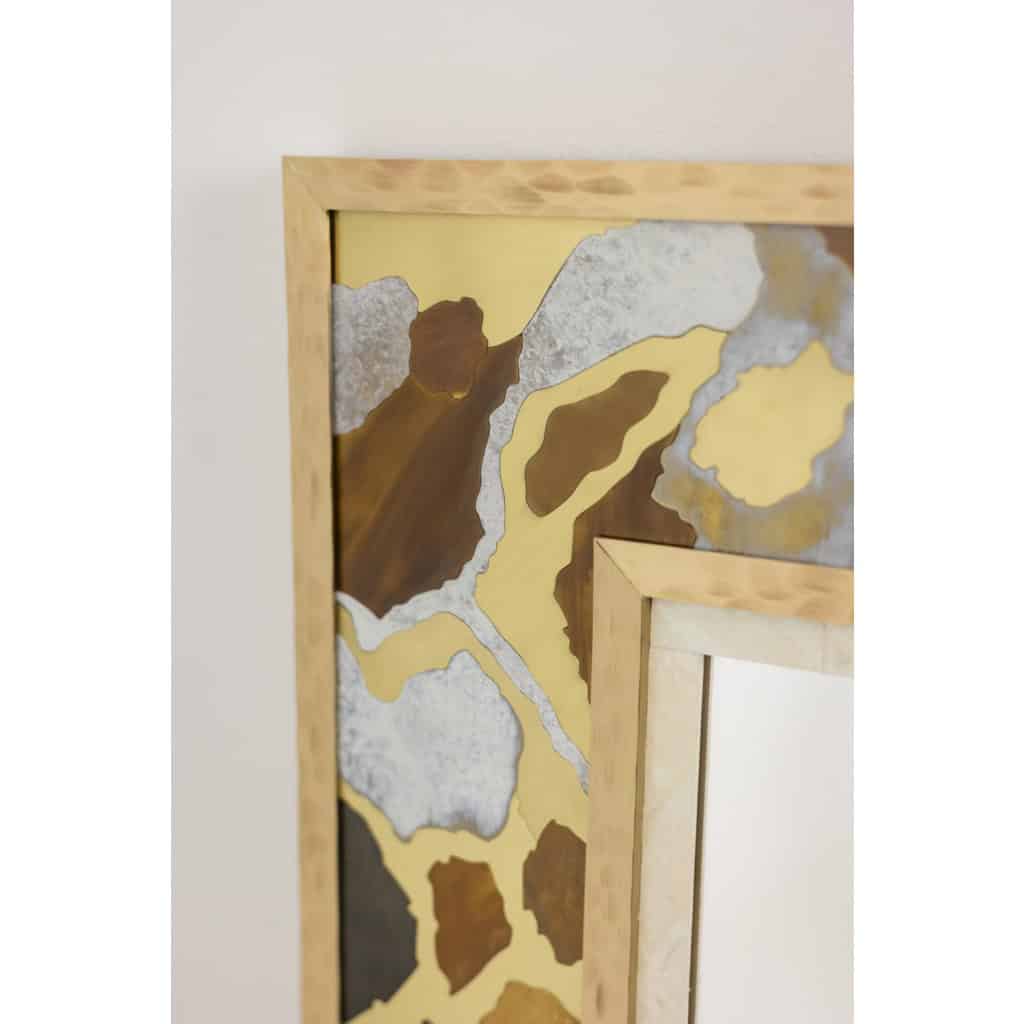 Miroir en marqueterie de laiton oxydé et patiné. Travail d’artiste LS66612504 5