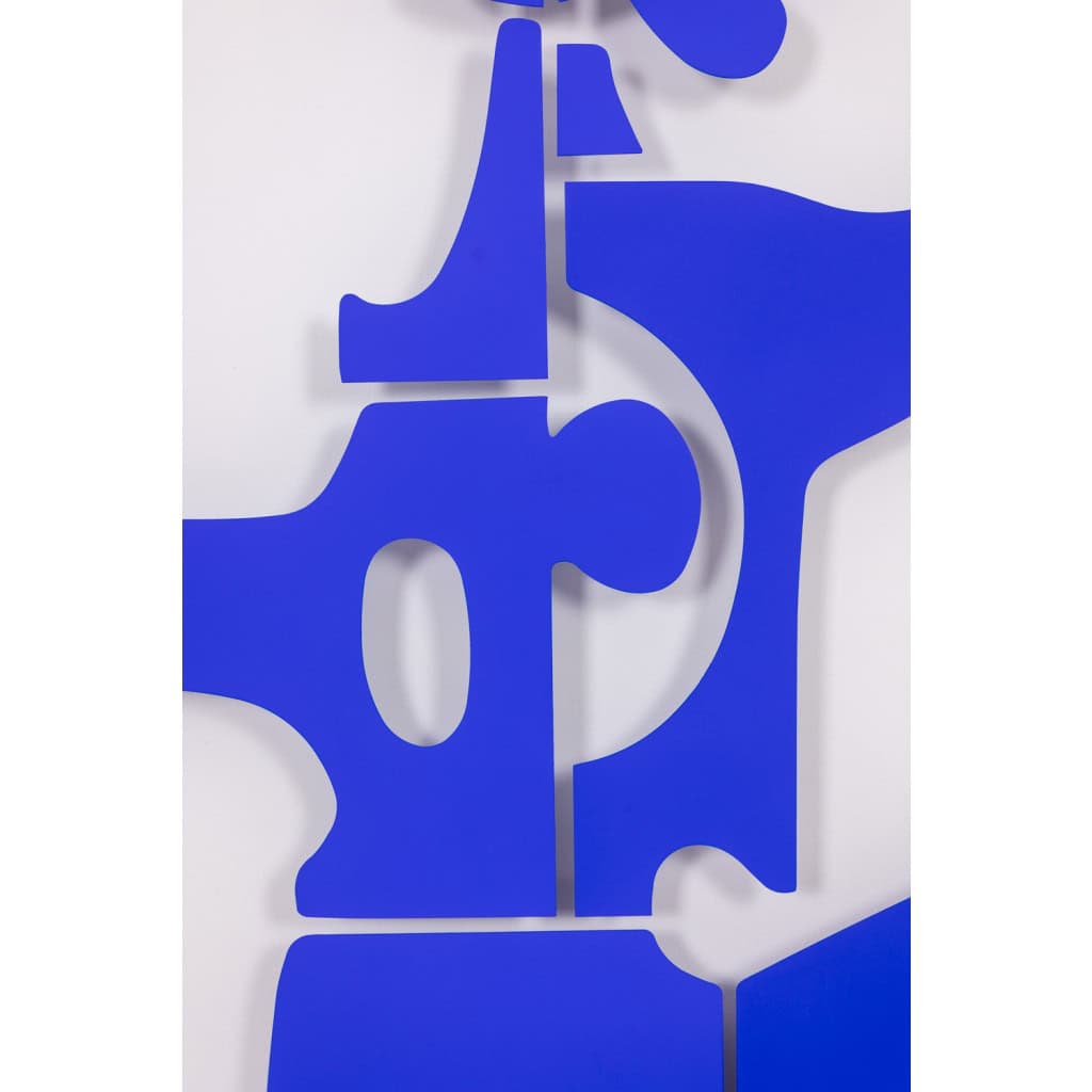 Antonine de Saint Pierre Panneau en métal laqué bleu. Contemporain LS65273363 6 Antonine de Saint Pierre Panneau en métal laqué bleu. Contemporain LS65273363 6