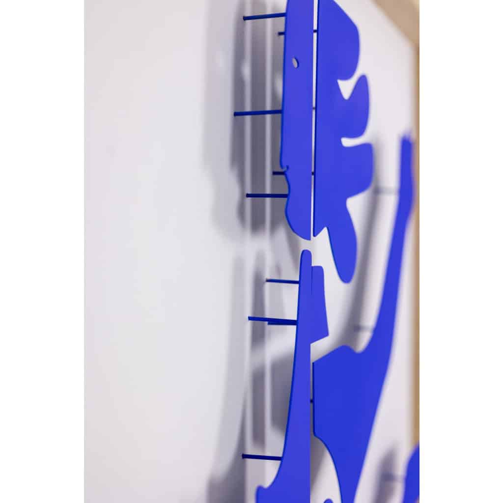 Antonine de Saint Pierre Panneau en métal laqué bleu. Contemporain LS65273363 12 Antonine de Saint Pierre Panneau en métal laqué bleu. Contemporain LS65273363 12